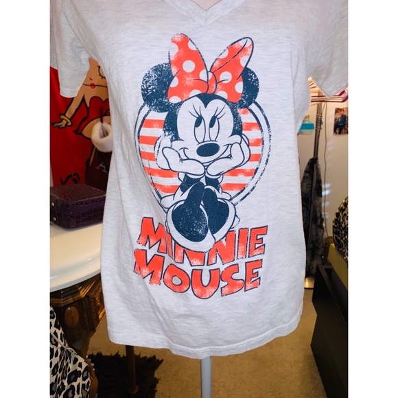 Red & Gray Disney Minnie Mouse Tee ❤️ - Picture 14 of 17